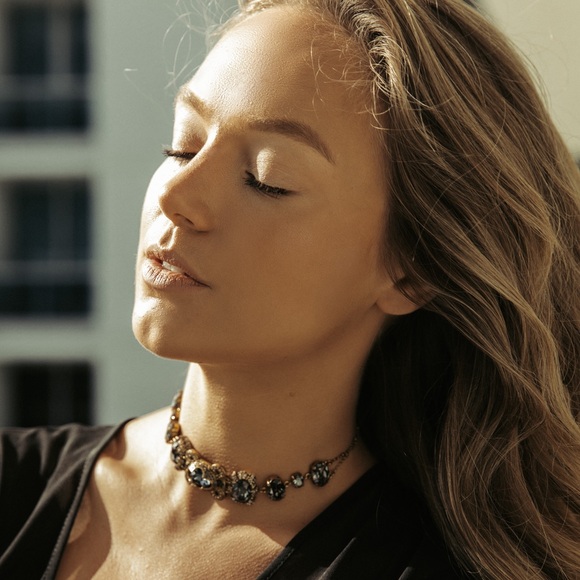 37. T.Arrigoni Jewelry Piece Choker Necklace - Picture 4 of 7